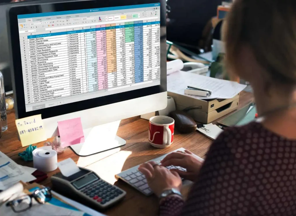 a student is doing an accounting and payroll administration diploma in Canada
